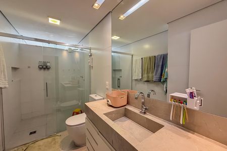 Apartamento à venda com 180m², 4 quartos e 2 vagas