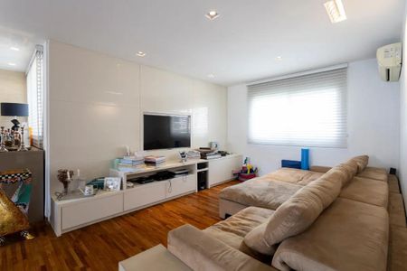 Apartamento à venda com 3 quartos, 270m² em Moema, São Paulo