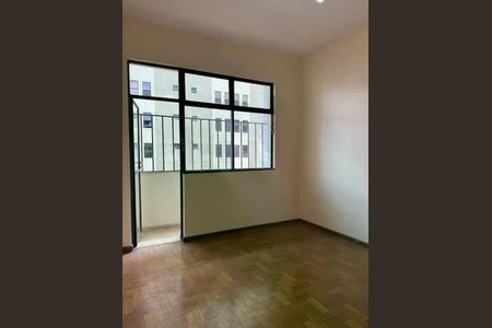 Apartamento à venda com 130m², 3 quartos e 1 vaga