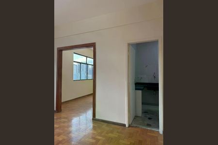 Apartamento à venda com 3 quartos, 130m² em Funcionários, Belo Horizonte