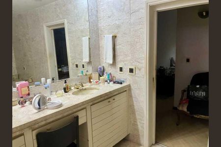 Apartamento à venda com 320m², 4 quartos e 1 vaga