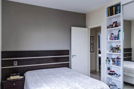 Apartamento à venda com 3 quartos, 97m² em Estoril, Belo Horizonte