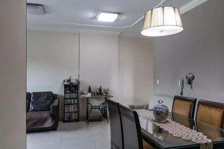 Apartamento à venda com 3 quartos, 97m² em Estoril, Belo Horizonte