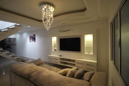 Sala de casa para alugar com 4 quartos, 250m² em Jardim Iguatemi, São Paulo