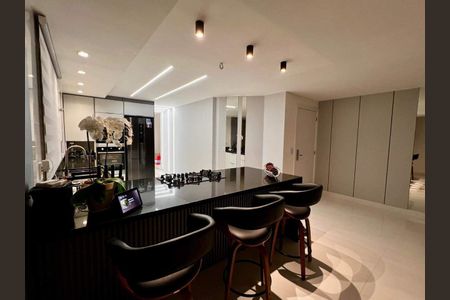 Apartamento à venda com 325m², 3 quartos e 3 vagas