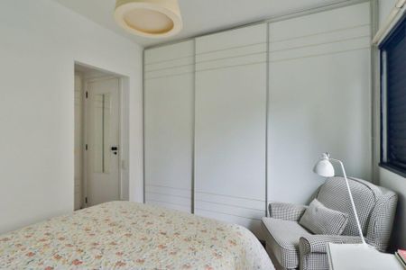 Apartamento à venda com 131m², 4 quartos e 2 vagas