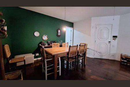 Apartamento à venda com 131m², 4 quartos e 2 vagas