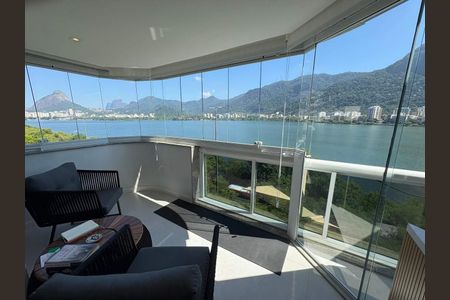 Apartamento à venda com 58m², 2 quartos e 1 vaga