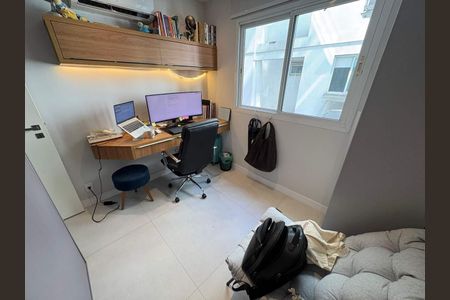 Apartamento à venda com 58m², 2 quartos e 1 vaga