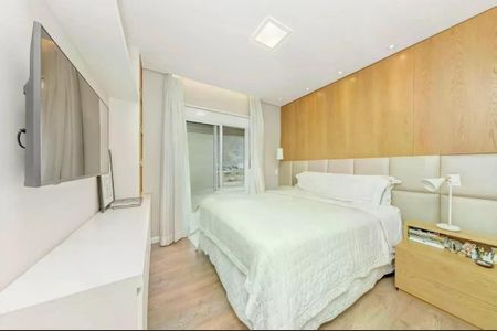 Apartamento à venda com 162m², 3 quartos e 3 vagas