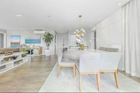 Apartamento à venda com 162m², 3 quartos e 3 vagas