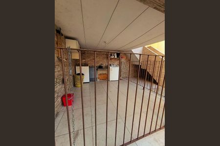 Casa à venda com 240m², 2 quartos e 4 vagas