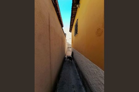 Casa à venda com 240m², 2 quartos e 4 vagas