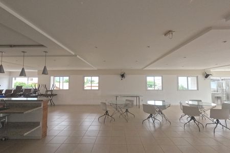 Apartamento para alugar com 94m², 3 quartos e 2 vagasÁrea Comum - Salão de Festas