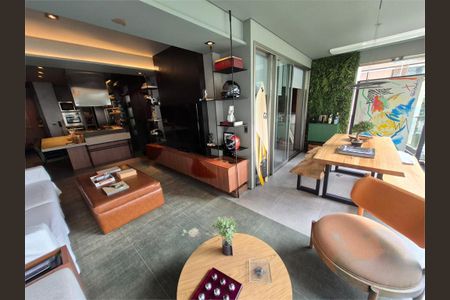 Apartamento à venda com 2 quartos, 100m² em Itaim Bibi, São Paulo