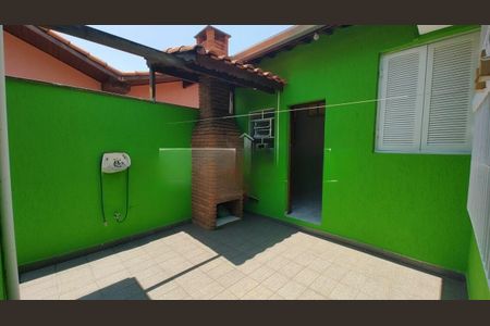 Casa à venda com 106m², 3 quartos e 2 vagas