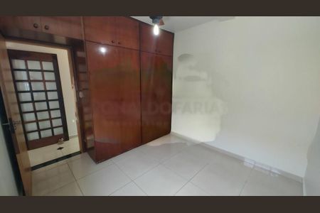Casa à venda com 106m², 3 quartos e 2 vagas