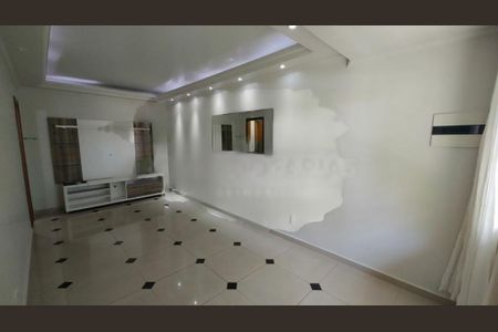 Casa à venda com 106m², 3 quartos e 2 vagas