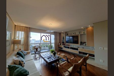 Apartamento à venda com 4 quartos, 210m² em Vila Suzana, São Paulo