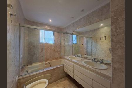 Apartamento à venda com 210m², 4 quartos e 3 vagas
