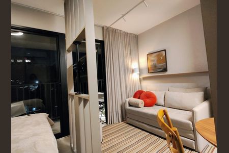 Sala de kitnet/studio à venda com 1 quarto, 28m² em Vila Madalena, São Paulo