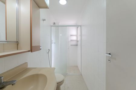 Apartamento para alugar com 90m², 2 quartos e 1 vaga Apartamento para alugar com 90m², 2 quartos e 1 vagaBanheiro