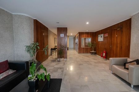 Apartamento para alugar com 90m², 2 quartos e 1 vaga Apartamento para alugar com 90m², 2 quartos e 1 vagaHall de entrada