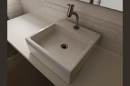Apartamento para alugar com 200m², 1 quarto e sem vaga Apartamento para alugar com 200m², 1 quarto e sem vagaBanheiro