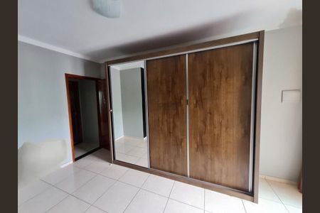 Casa à venda com 2 quartos, 106m² em Jardim Sao Cristovao, São Paulo
