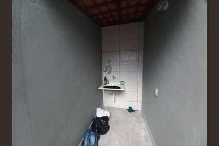 Casa para alugar com 80m², 2 quartos e sem vagaÁrea de Serviço