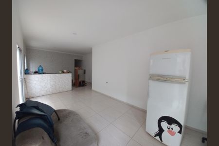 Sala de casa para alugar com 2 quartos, 80m² em Parque Bitaru, São Vicente