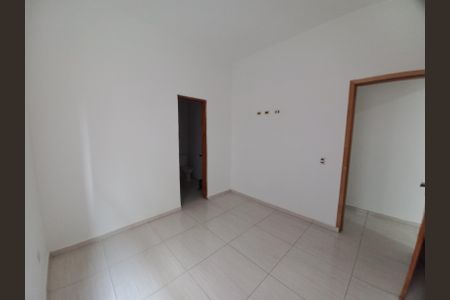 Quarto 1 de casa para alugar com 2 quartos, 80m² em Parque Bitaru, São Vicente