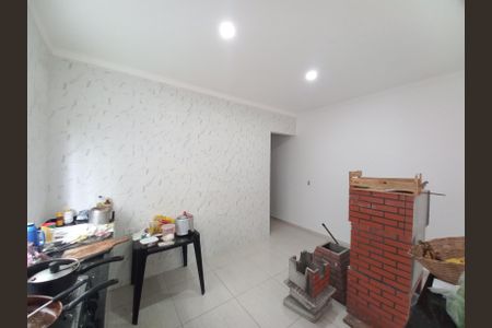 Cozinha de casa para alugar com 2 quartos, 80m² em Parque Bitaru, São Vicente