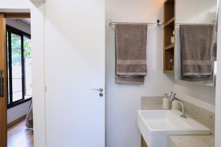 Apartamento para alugar com 150m², 2 quartos e 2 vagas Apartamento para alugar com 150m², 2 quartos e 2 vagasBanheiro da Suíte