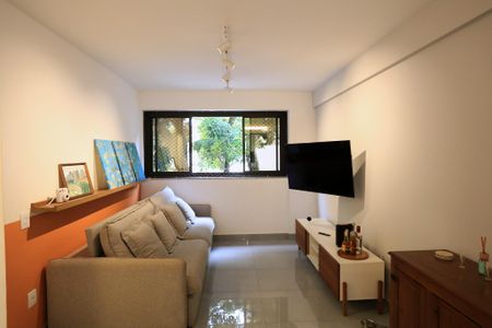 Apartamento para alugar com 150m², 2 quartos e 2 vagas Apartamento para alugar com 150m², 2 quartos e 2 vagasSala