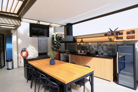 Apartamento para alugar com 150m², 2 quartos e 2 vagas Apartamento para alugar com 150m², 2 quartos e 2 vagasVaranda gourmet