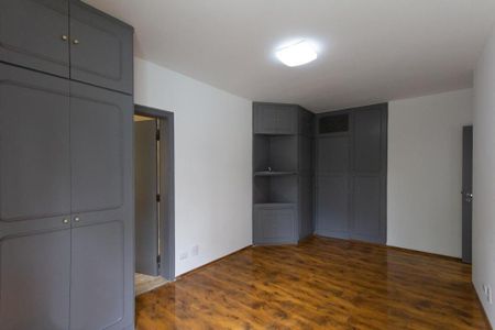 Apartamento à venda com 185m², 3 quartos e 3 vagas