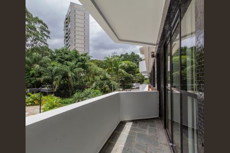Apartamento à venda com 185m², 3 quartos e 3 vagas