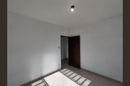 Casa para alugar com 60m², 3 quartos e sem vaga Casa para alugar com 60m², 3 quartos e sem vagaQuarto