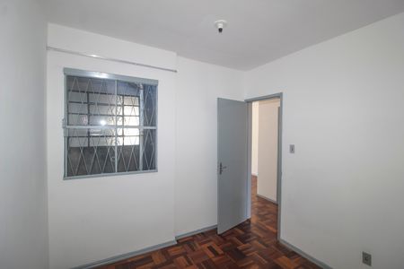 Apartamento para alugar com 80m², 3 quartos e sem vaga Apartamento para alugar com 80m², 3 quartos e sem vagaQuarto