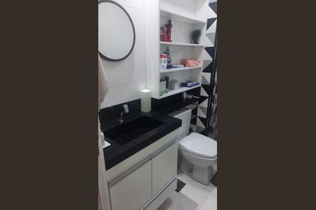 Apartamento à venda com 54m², 3 quartos e 1 vaga Apartamento à venda com 54m², 3 quartos e 1 vagaBanheiro