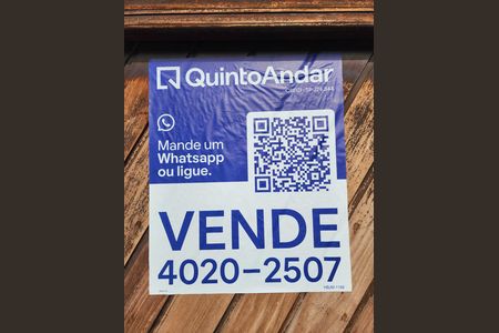 Casa à venda com 184m², 3 quartos e 1 vaga Casa à venda com 184m², 3 quartos e 1 vagaPlaca