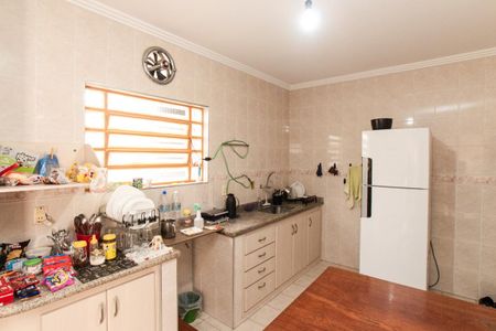 Casa à venda com 184m², 3 quartos e 1 vaga