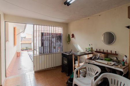 Casa à venda com 184m², 3 quartos e 1 vaga