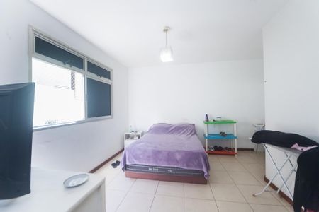 Apartamento para alugar com 200m², 3 quartos e 2 vagassuite 