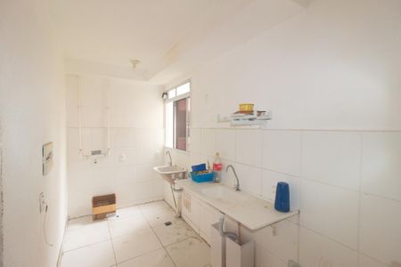 Apartamento para alugar com 42m², 2 quartos e 1 vaga Apartamento para alugar com 42m², 2 quartos e 1 vagaCozinha e Área de Serviço