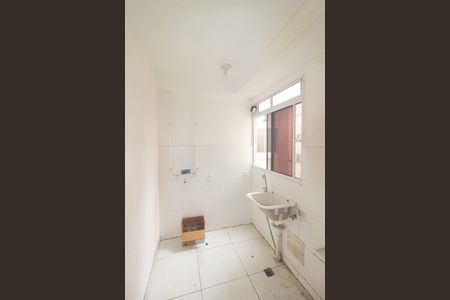 Apartamento para alugar com 42m², 2 quartos e 1 vaga Apartamento para alugar com 42m², 2 quartos e 1 vagaCozinha e Área de Serviço