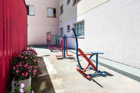 Apartamento para alugar com 48m², 2 quartos e 1 vaga Apartamento para alugar com 48m², 2 quartos e 1 vagaAcademia ao Ar Livre