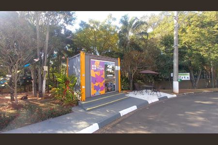 Casa de condomínio para alugar com 180m², 3 quartos e 2 vagas