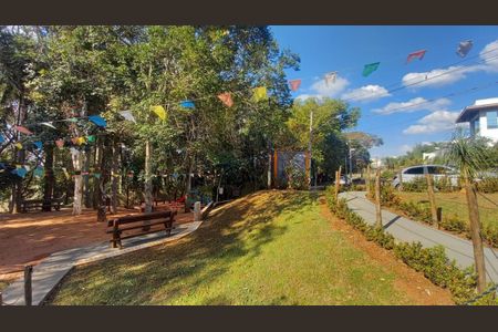 Casa de condomínio para alugar com 180m², 3 quartos e 2 vagas
